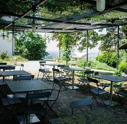 Il Castellazzo 팜스테이 몬테베글리오