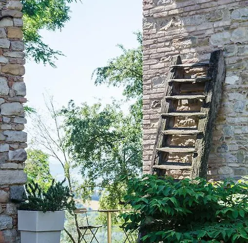 Il Castellazzo * 몬테베글리오