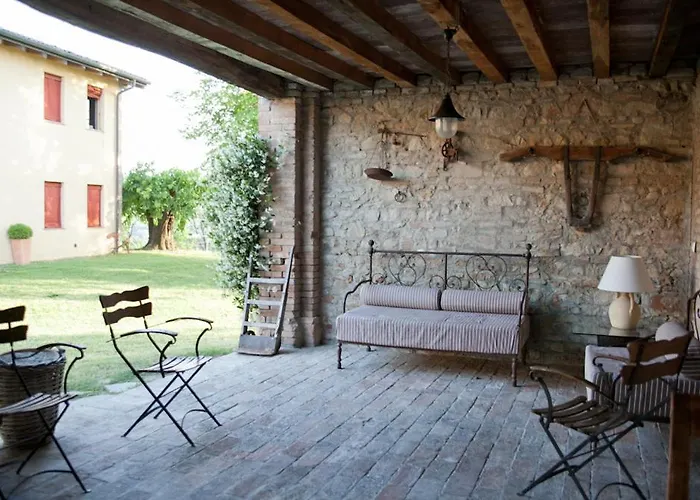 Il Castellazzo Feriegård *